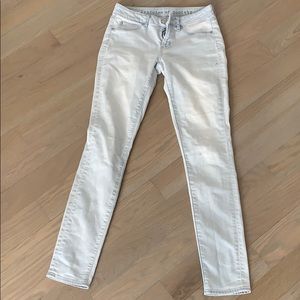Light bluish white denim jeans